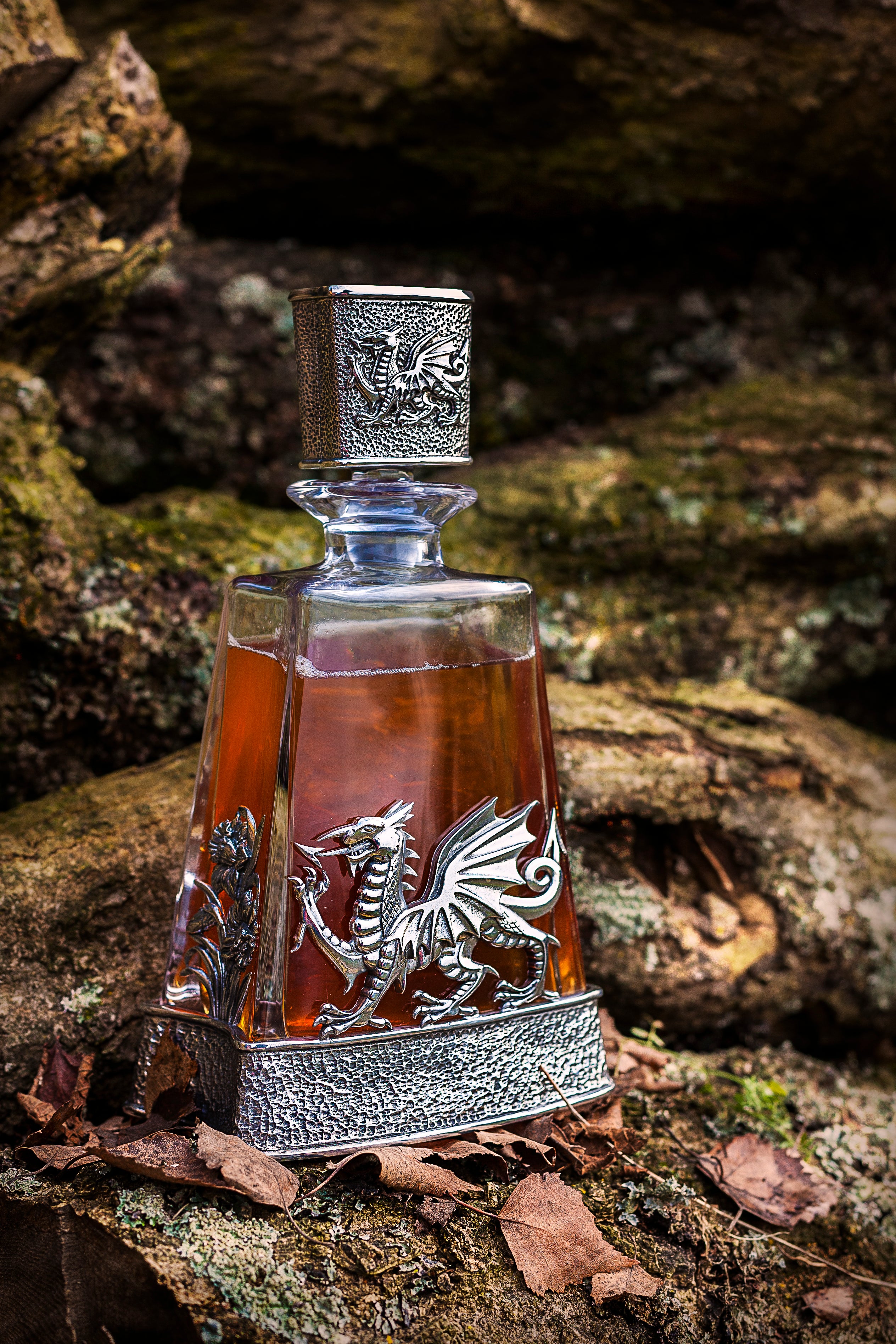 Welsh Dragon and Daffodil Luxury Decanter